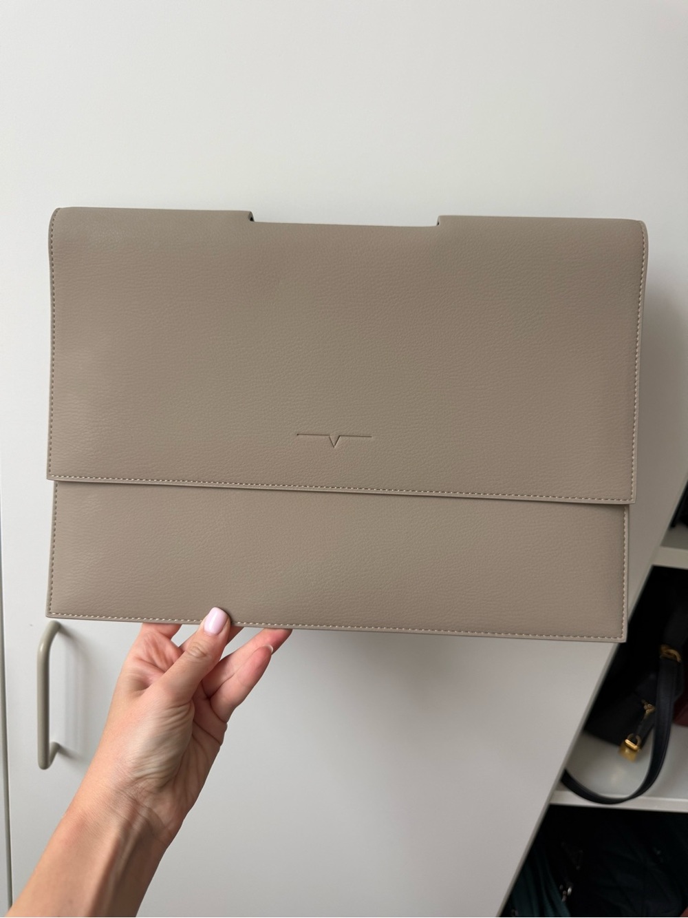 Minimal Taupe Leather Envelope Clutch - Unbranded